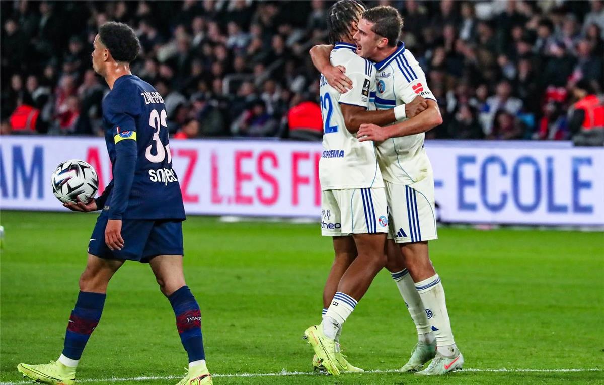 أهداف مباراة باريس سان جيرمان وستراسبورج: تعادل مثير 3-3 يقلب الموازين في الدوري الفرنسي