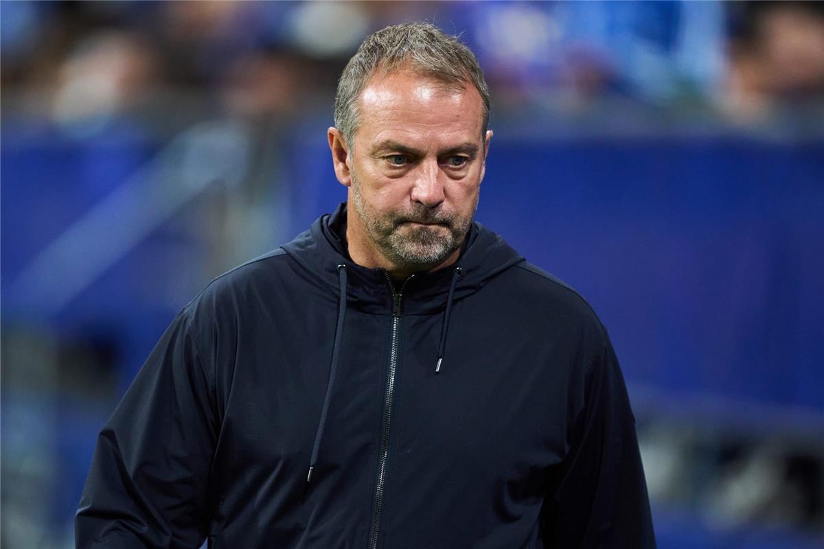 قائمة برشلونة الرسمية لمواجهة أولمبياكوس في دوري أبطال أوروبا: عودة توريس وغياب جديد