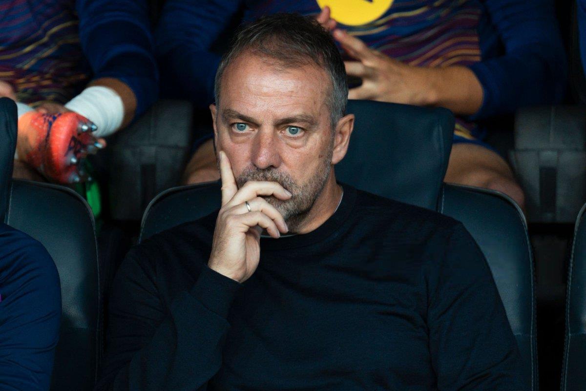 صدمة لبرشلونة: تأكيد غياب هانز فليك عن الكلاسيكو أمام ريال مدريد