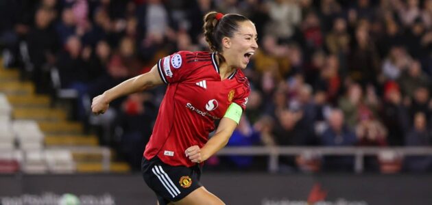 الصورة المميزة لـ: نجمة مانشستر يونايتد للسيدات مايا لو تيسييه تتألق دوليًا: 100% انتصارات في الكرات الهوائية والمراوغات
