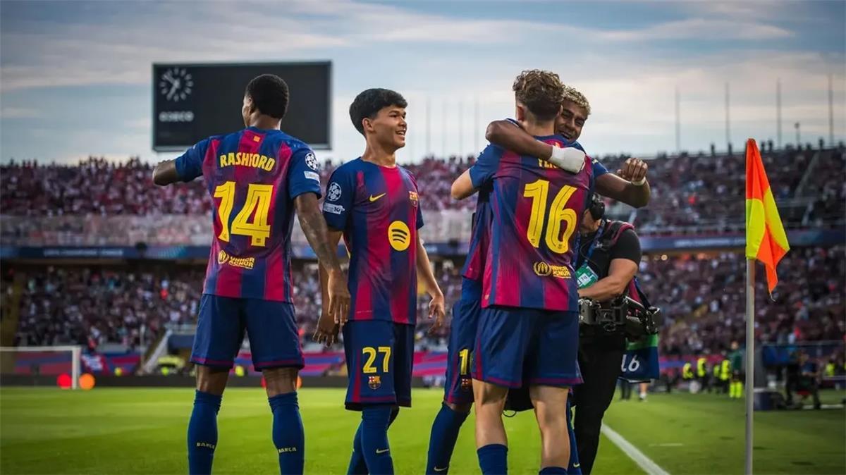 تشكيل برشلونة الرسمي أمام ريال مدريد في الكلاسيكو: مفاجآت فليك وموقف لامين يامال