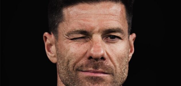 الصورة المميزة لـ: تشابي ألونسو يحقق إنجازًا تاريخيًا مع ريال مدريد بعد الفوز على برشلونة في الكلاسيكو