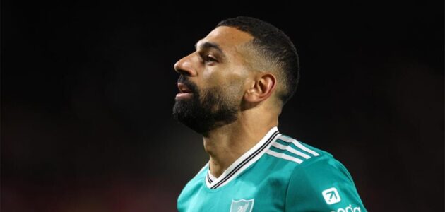الصورة المميزة لـ: تراجع أداء محمد صلاح: هل يجرؤ آرني سلوت على قرار حاسم في ليفربول؟
