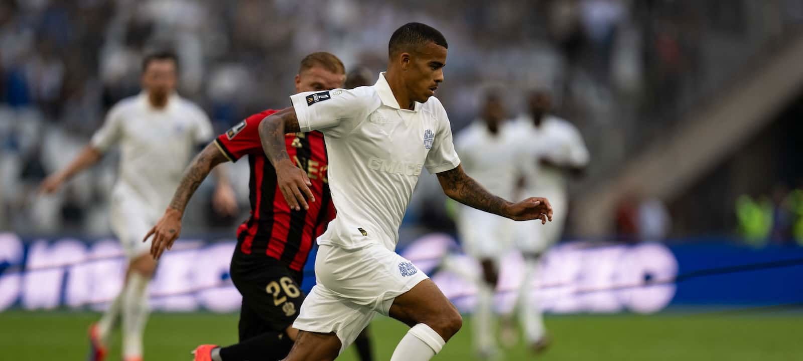 مستقبل ماسون جرينوود: صراع عملاق بين أندية البريميرليج والليغا على ضم النجم المتألق – تقرير