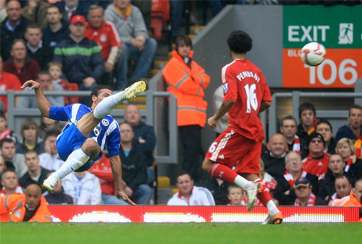 ستيف بروس يكشف: موقف عمرو زكي الطريف الذي أحرجني أمام ليفربول وهدفاه الأسطوريان