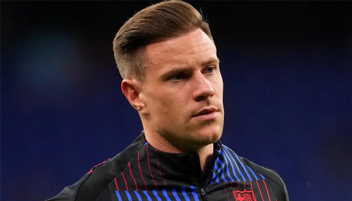 مستقبل تير شتيجن: تشيلسي يستهدف حارس برشلونة في الميركاتو الشتوي