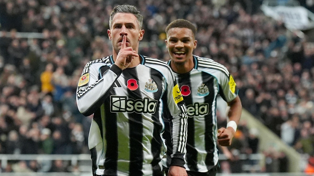 نيوكاسل يكتسح توتنهام بثنائية ويتأهل لربع نهائي كأس الرابطة | ملخص وأهداف