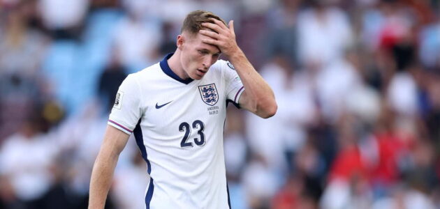 Featured image for: إليوت أندرسون يكشف عن رأيه في شائعات الانتقال من نوتنغهام فورست وسط اهتمام الأندية الكبرى