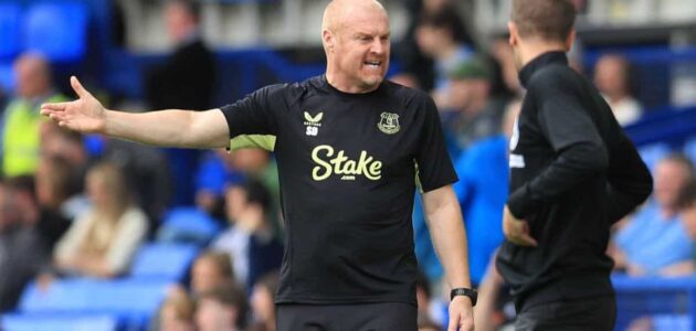 Featured image for: شون دايتش يؤكد: أكن أقصى درجات الاحترام لجميع المدربين بعد تصريحاته عن روبن أموريم