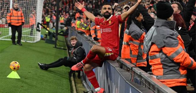 الصورة المميزة لـ: بول ميرسون يصر: محمد صلاح يجب أن يقود هجوم ليفربول ضد أستون فيلا – السر وراء الإصرار