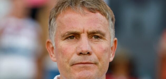 الصورة المميزة لـ: هاتريك كيفر مور يصدم كوفنتري المتصدر: ريكسهام يحقق فوزاً تاريخياً 3-2 في التشامبيونشيب