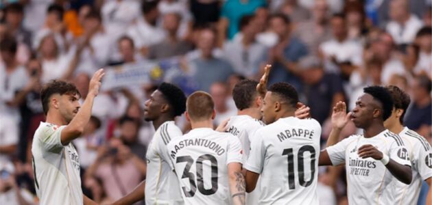 الصورة المميزة لـ: تشكيل ريال مدريد الرسمي لمواجهة فالنسيا في الدوري الإسباني: عودة أرنولد وموقف فينيسيوس