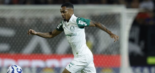 الصورة المميزة لـ: مانشستر يونايتد في صراع شرس مع ريال مدريد وتشيلسي لضم جوهرة أمريكا الجنوبية آلان