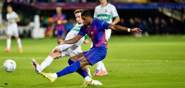 الصورة المميزة لـ: شاهد | ماركوس راشفورد يسجل هدف برشلونة الثالث الصاروخي في شباك إلتشي بالدوري الإسباني