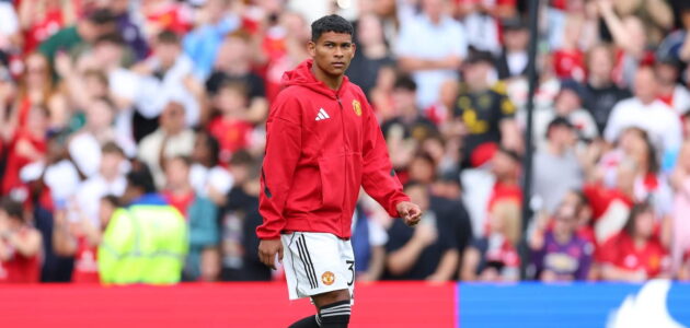 الصورة المميزة لـ: خطة مثيرة: مدرب مانشستر يونايتد يؤكد نيته إطلاق العنان الكامل لموهبة دييجو ليون الصاعدة (18 عامًا)