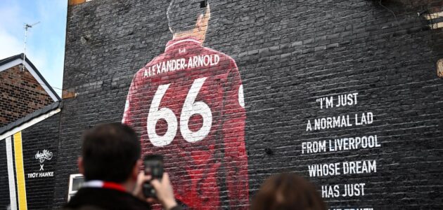 الصورة المميزة لـ: تخريب جدارية ترينت ألكسندر أرنولد: غضب جماهير ليفربول يشتعل قبل قمة ريال مدريد