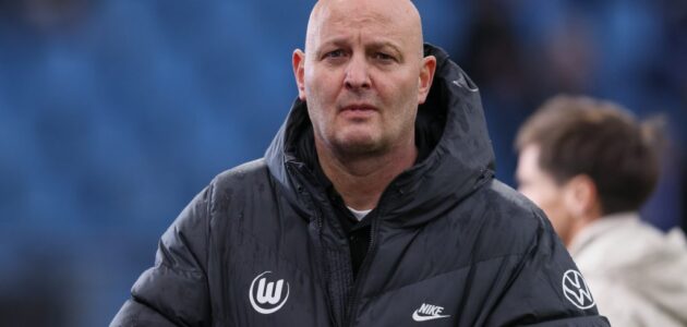 الصورة المميزة لـ: أزمة فولفسبورغ تتصاعد: إقالات محتملة في الإدارة العليا حال استمرار تدهور النتائج بالبوندسليغا