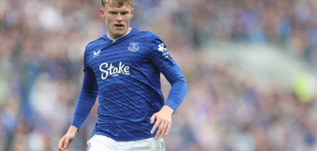 الصورة المميزة لـ: إيفرتون يحسم موقفه من نجمه جارد برانثويت وسط اهتمام مانشستر يونايتد