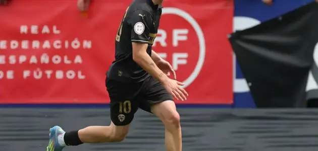 الصورة المميزة لـ: جاومي دورا يعود للواجهة: مانشستر سيتي يجدد اهتمامه بنجم فالنسيا الشاب