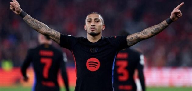 الصورة المميزة لـ: موقف رافينها النهائي من مباراة برشلونة وسيلتا فيجو: هل يغيب النجم البرازيلي عن قمة الليجا؟