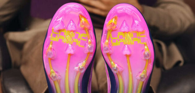 الصورة المميزة لـ: أديداس تُطلق حذاء لامين يامال F50 الجديد بتصميم وردي نابض بالحياة