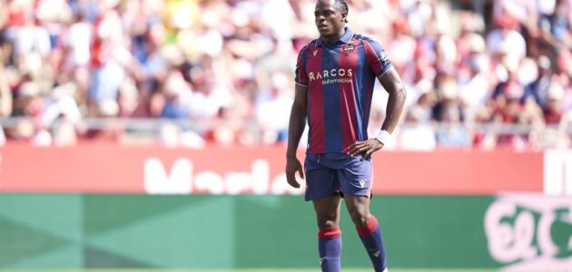 الصورة المميزة لـ: تصريح مثير من ليفانتي: برشلونة لم يتصل للاستفسار عن إيتا إيونغ!