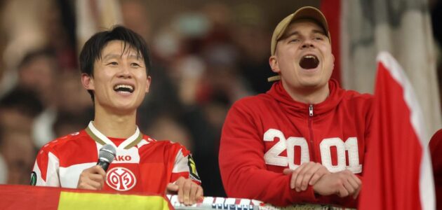 الصورة المميزة لـ: ماينتس يحتفل بـ “ليلة أوروبية ساحرة أخرى” بعد فوز تاريخي على فيورنتينا في دوري المؤتمر