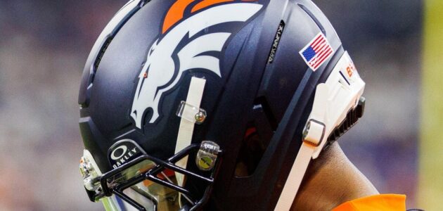 الصورة المميزة لـ: دنفر برونكوز يواصل انتصاراته الساحقة ويهزم رايدرز للمرة السابعة على التوالي في NFL