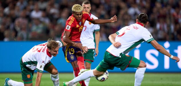 الصورة المميزة لـ: تشكيلة إسبانيا الرسمية: يامال ولابورت يعودان واستدعاء مفاجئ لنجم بيتيس بعد غياب طويل