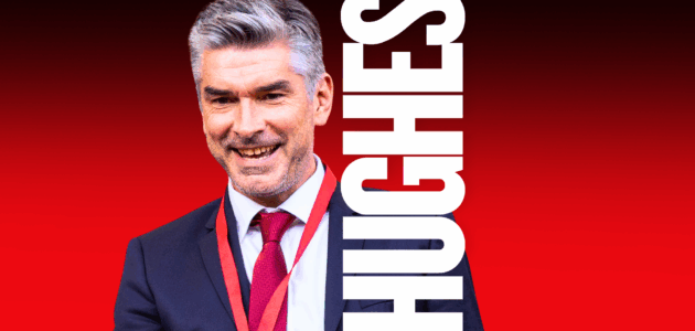 الصورة المميزة لـ: ريتشارد هيوز يخطط لصفقات دفاعية كبرى لليفربول: تعزيز الخط الخلفي لآرني سلوت