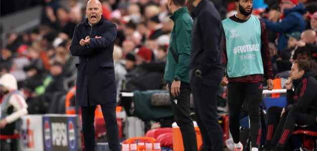 الصورة المميزة لـ: سلوت يفجرها: فينيسيوس جونيور استحق الطرد أمام ليفربول في دوري الأبطال