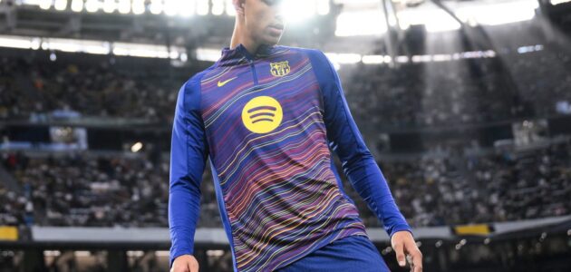 الصورة المميزة لـ: موهبة برشلونة مارك بيرنال لا يستبعد الرحيل في يناير بسبب قلة الدقائق