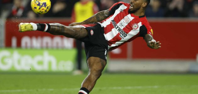 الصورة المميزة لـ: توتنهام يقترب من إيفان توني: هل يعود مهاجم البريميرليج السابق لإنقاذ هجوم السبيرز؟