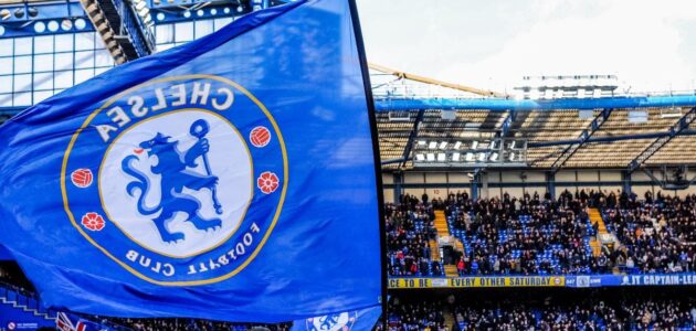 الصورة المميزة لـ: تشيلسي وولفرهامبتون: التشكيلات، أخبار الفرق، والقنوات الناقلة في الدوري الإنجليزي الممتاز