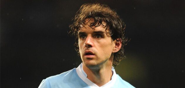 الصورة المميزة لـ: بريان مبيومو: لاعب مانشستر يونايتد الذي يشبه محمد صلاح ويستحق التقدير | تحليل هارجريفز