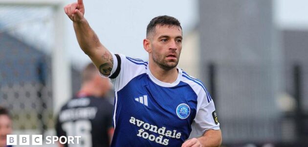 الصورة المميزة لـ: الدوري الأيرلندي الممتاز: تعادل مثير بين لينفيلد وكوليرين بعد صدمة جلنافون لجلينتوران