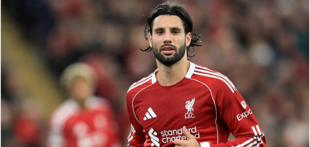 الصورة المميزة لـ: أخبار الانتقالات مباشرة: ريال مدريد يستهدف سوبوسلاي ومانشستر يونايتد يراقب جيرا