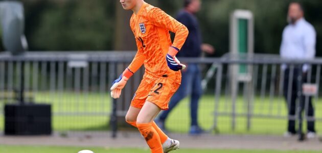 الصورة المميزة لـ: ثنائي أرسنال يقود إنجلترا نحو الأدوار الإقصائية في كأس العالم تحت 17 عاماً