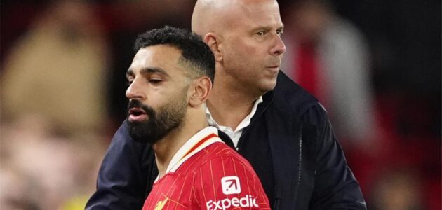 الصورة المميزة لـ: انتقادات حادة لمحمد صلاح في ليفربول: جارديان تُشير إلى تراجع الأداء وسلوت يثير الجدل
