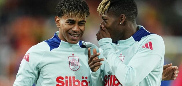 الصورة المميزة لـ: برشلونة يفتح النار على منتخب إسبانيا: استغراب من تعامل لامين يامال مقارنة بنيكو ويليامز