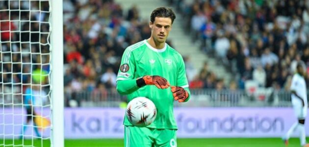 الصورة المميزة لـ: سفيلار يحقق الرقم القياسي في الشباك النظيفة بأوروبا عام 2025