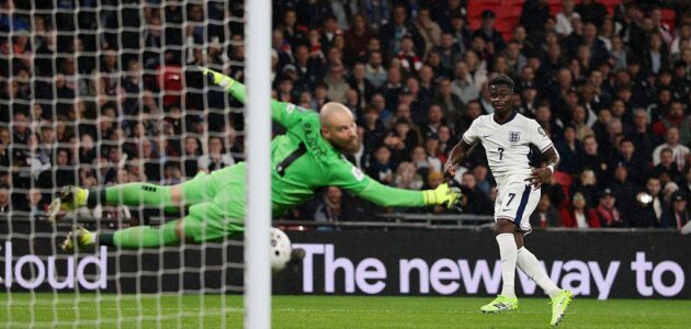 الصورة المميزة لـ: بوكايو ساكا يتحدث عن “الهدف الجميل” و”روح إنجلترا القتالية” ضد صربيا