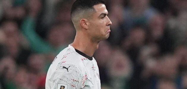 الصورة المميزة لـ: يجب أن يخجل – صحفي برتغالي يهاجم كريستيانو رونالدو بعد البطاقة الحمراء التي تهدد آماله في كأس العالم