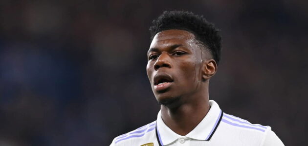 الصورة المميزة لـ: مانشستر يونايتد يحدد نجم ريال مدريد تشواميني “الخيار الأول” لتعويض كاسيميرو هذا الصيف – تقرير