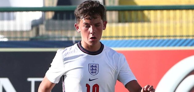 الصورة المميزة لـ: شيا لاسي يتألق دوليًا: رسالة قوية لأموريم من موهبة مانشستر يونايتد الصاعدة