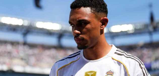 الصورة المميزة لـ: خيانت كبرى: ترينت ألكسندر أرنولد يشعر بالخذلان من ريال مدريد وتشابي ألونسو