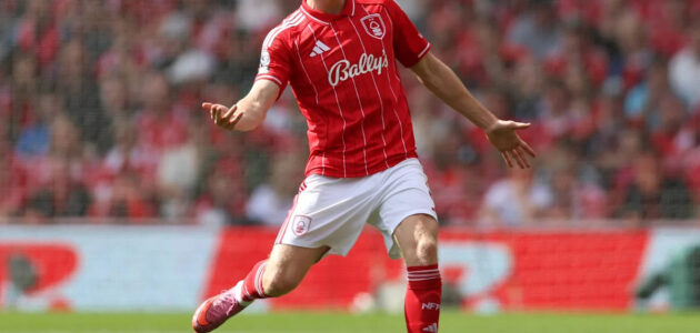 الصورة المميزة لـ: مانشستر يونايتد يستهدف نجم فورست أندرسون: أولوية التعاقدات الجديدة