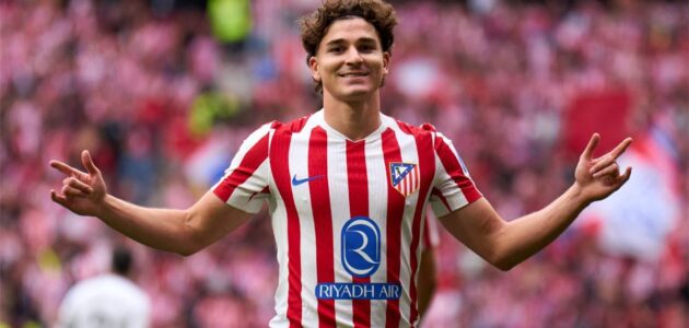 الصورة المميزة لـ: صراع العمالقة: تشيلسي يهدد خطط برشلونة لضم جوليان ألفاريز