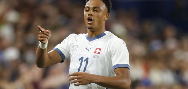 الصورة المميزة لـ: مدرب سويسرا يكشف سر تطور نجم نوتنغهام فورست دان ندوي في بولونيا