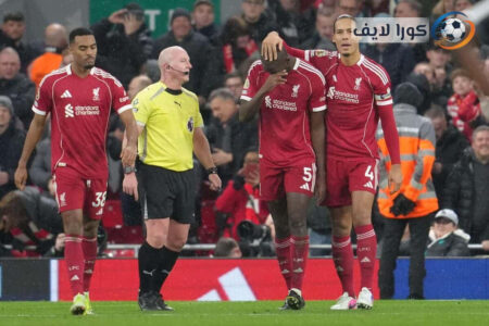 إبراهيما كوناتي يحتفل بهدفه العاطفي في ملعب أنفيلد بعد عودته